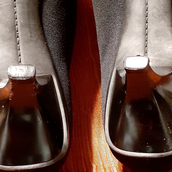 Prada Black Pointed Toe Fabric Covered Kitten Heels Pumps Women's Size 39 - Picture 15 of 16